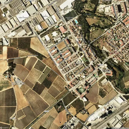 Foto del inmueble Local de 143m2 en SANTA MARGARIDA I ELS MONJOS, BARCELONA