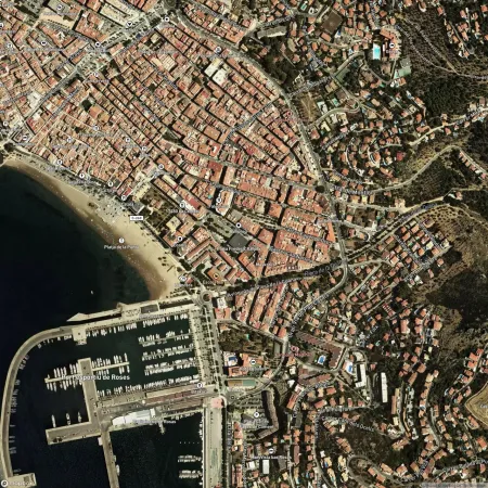 Foto del inmueble Garaje de 33m2 en ROSES, GIRONA