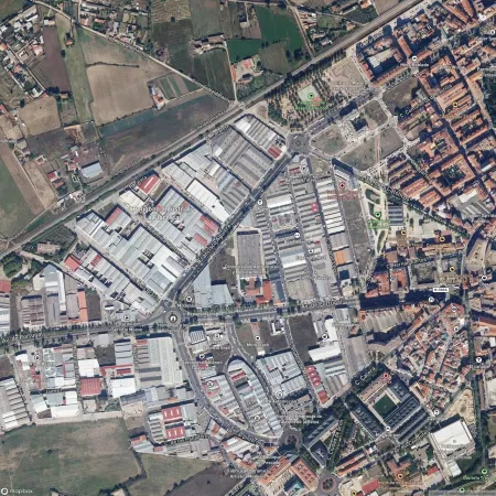 Foto del inmueble Nave industrial de 787m2 en TALAVERA DE LA REINA, TOLEDO