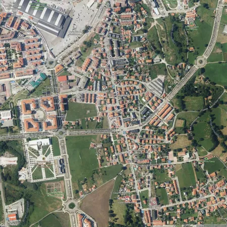 Foto del inmueble Casa de 160m2 en TORRELAVEGA, CANTABRIA