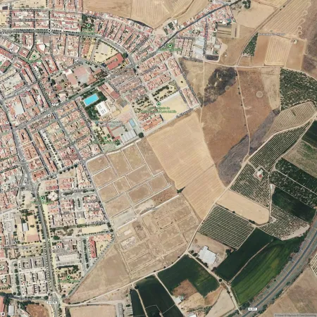 Foto del inmueble Garaje de 22m2 en LORA DEL RIO, SEVILLA