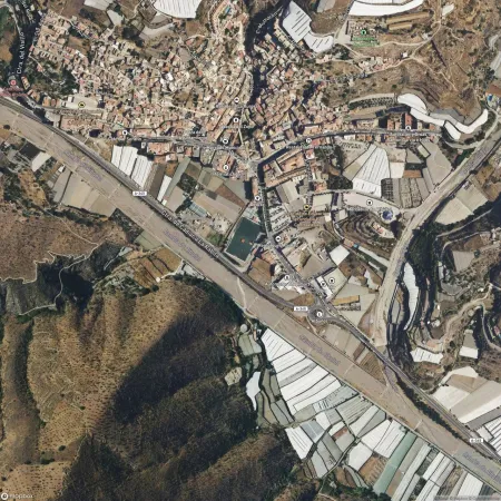 Foto del inmueble Local de 322m2 en ALBUÑOL, GRANADA