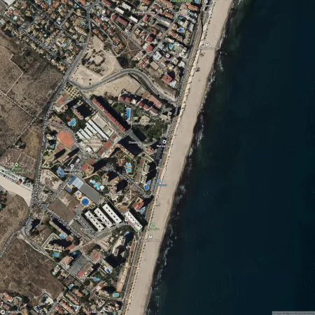 Foto del inmueble Garaje de 26m2 en EL CAMPELLO, ALICANTE