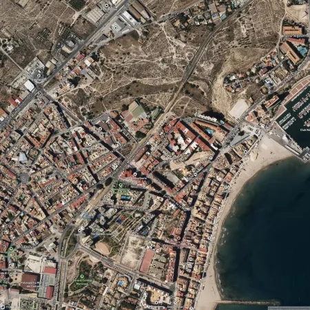 Foto del inmueble Trastero de 73m2 en EL CAMPELLO, ALICANTE