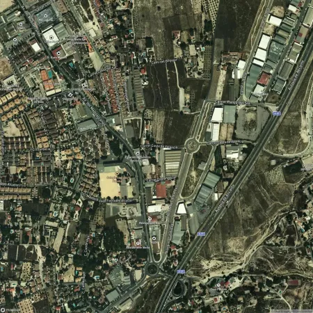 Foto del inmueble Nave industrial de 235m2 en PETRER, ALICANTE