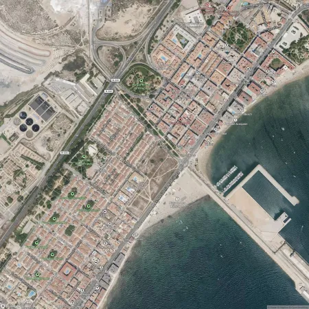 Foto del inmueble Piso de 77m2 en TORREVIEJA, ALICANTE