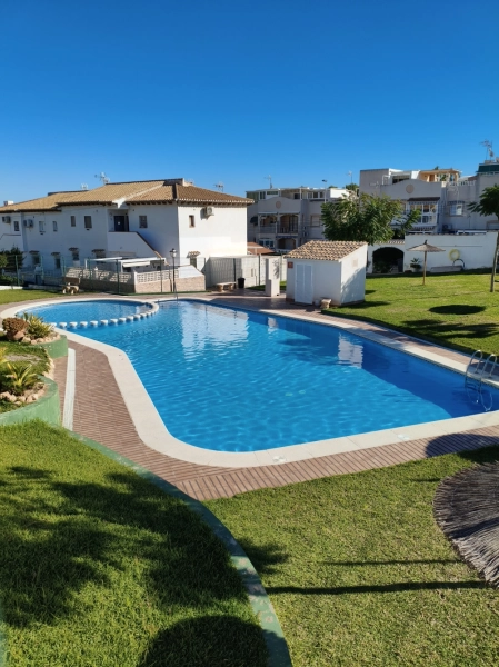 Foto del inmueble Piso de 53m2 en TORREVIEJA, ALICANTE