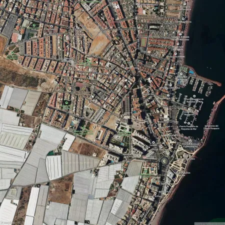 Foto del inmueble Garaje de 16m2 en ROQUETAS DE MAR, ALMERÍA