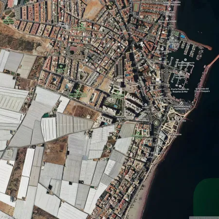 Foto del inmueble Garaje de 16m2 en ROQUETAS DE MAR, ALMERÍA