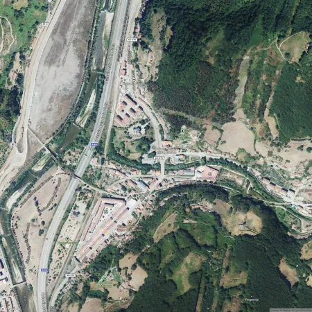 Foto del inmueble Piso de 82m2 en MIERES, ASTURIAS