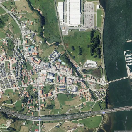 Foto del inmueble Garaje de 21m2 en BARCENA DE CICERO, CANTABRIA