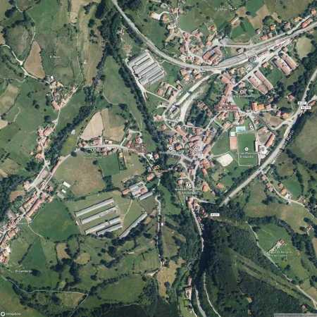 Foto del inmueble Piso de 254m2 en BARCENA DE PIE DE CONCHA, CANTABRIA