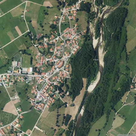 Foto del inmueble Piso de 245m2 en CABEZON DE LA SAL, CANTABRIA