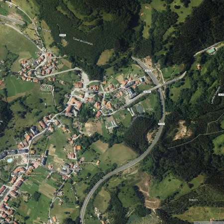 Foto del inmueble Garaje de 39m2 en LIMPIAS, CANTABRIA