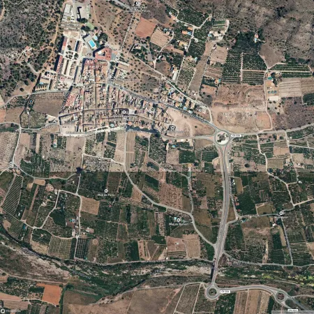 Foto del inmueble Casa de 245m2 en PETRES, VALENCIA