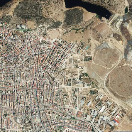 Foto del inmueble Piso de 186m2 en AZNALCOLLAR, SEVILLA