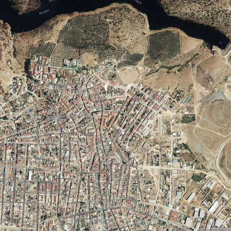 Foto del inmueble Piso de 337m2 en AZNALCOLLAR, SEVILLA