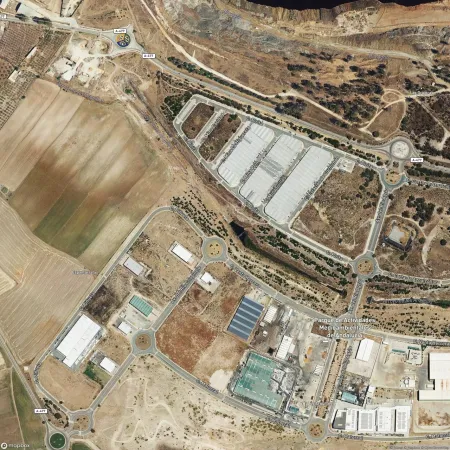 Foto del inmueble Nave industrial de 241m2 en AZNALCOLLAR, SEVILLA