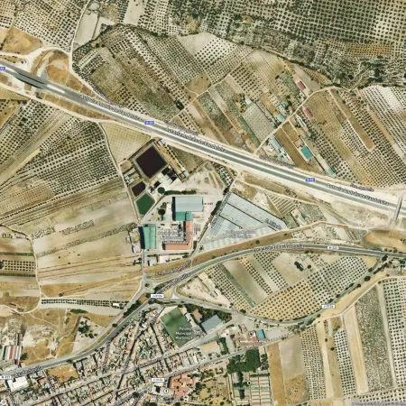 Foto del inmueble Nave industrial de 166m2 en TORREPEROGIL, JAÉN