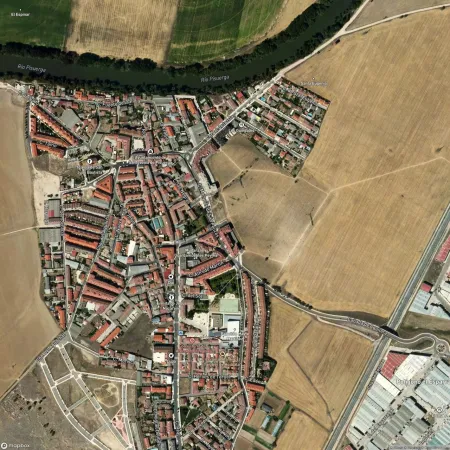 Foto del inmueble Piso de 148m2 en SANTOVENIA DE PISUERGA, VALLADOLID