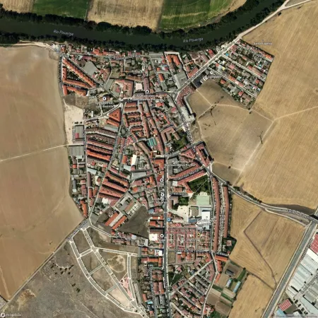 Foto del inmueble Piso de 162m2 en SANTOVENIA DE PISUERGA, VALLADOLID