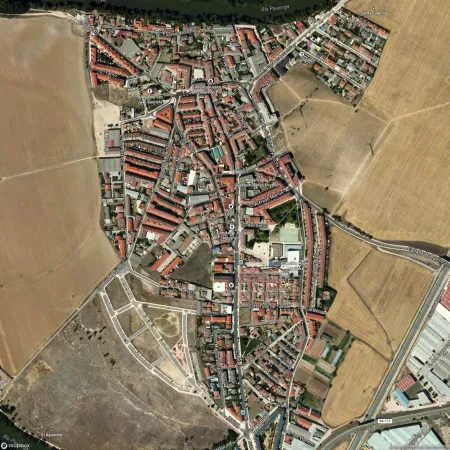 Foto del inmueble Piso de 130m2 en SANTOVENIA DE PISUERGA, VALLADOLID