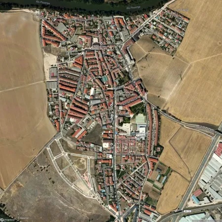 Foto del inmueble Piso de 141m2 en SANTOVENIA DE PISUERGA, VALLADOLID