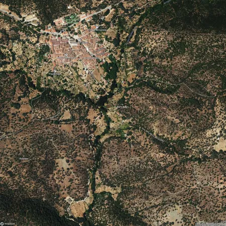 Foto del inmueble Suelo de 43m2 en LINARES DE LA SIERRA, HUELVA