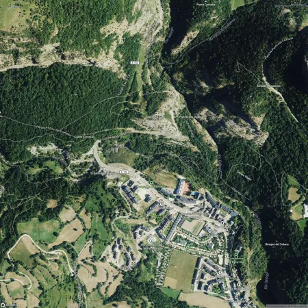 Foto del inmueble Garaje de 31m2 en SALLENT DE GALLEGO, HUESCA