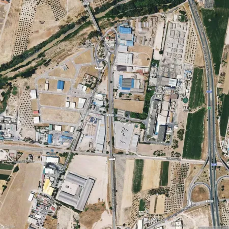 Foto del inmueble Nave industrial de 268m2 en MENGIBAR, JAÉN