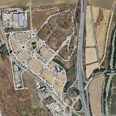 Foto del inmueble Garaje de 28m2 en SALTERAS, SEVILLA