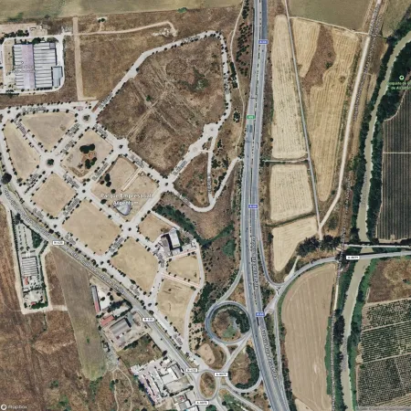 Foto del inmueble Garaje de 28m2 en SALTERAS, SEVILLA