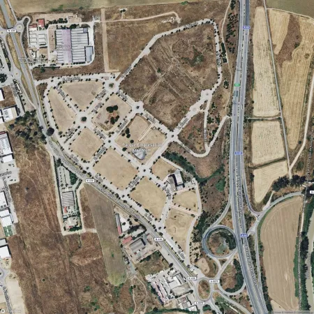 Foto del inmueble Garaje de 26m2 en SALTERAS, SEVILLA