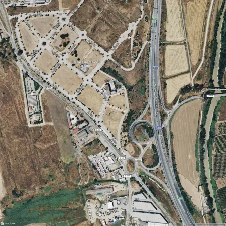 Foto del inmueble Garaje de 26m2 en SALTERAS, SEVILLA