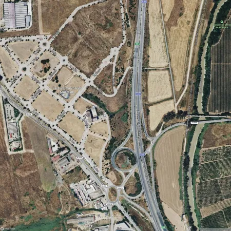 Foto del inmueble Garaje de 26m2 en SALTERAS, SEVILLA