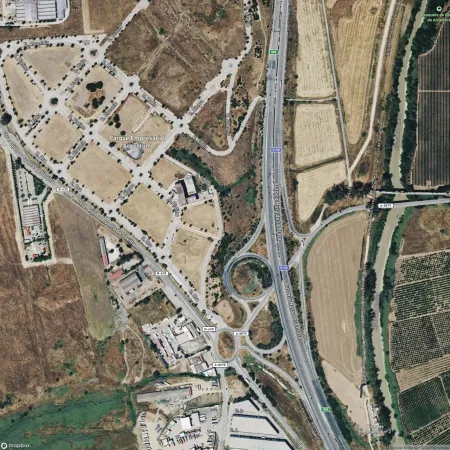 Foto del inmueble Garaje de 26m2 en SALTERAS, SEVILLA