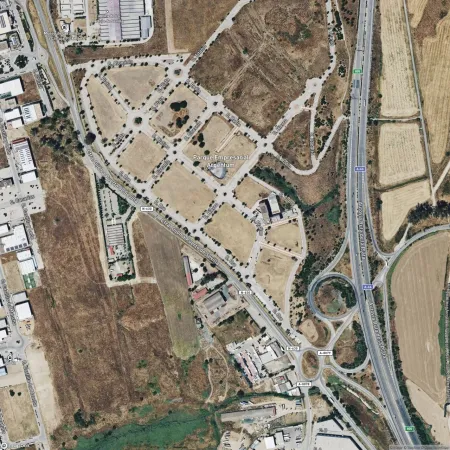 Foto del inmueble Garaje de 26m2 en SALTERAS, SEVILLA