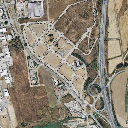 Foto del inmueble Garaje de 26m2 en SALTERAS, SEVILLA