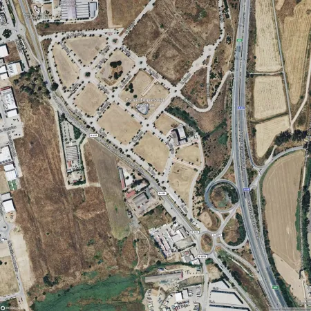 Foto del inmueble Garaje de 26m2 en SALTERAS, SEVILLA