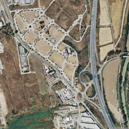 Foto del inmueble Garaje de 26m2 en SALTERAS, SEVILLA