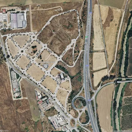 Foto del inmueble Garaje de 26m2 en SALTERAS, SEVILLA