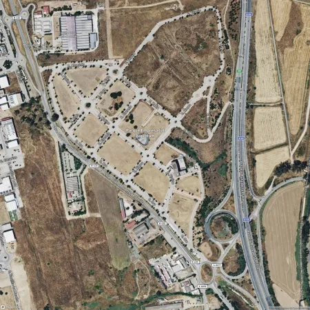 Foto del inmueble Garaje de 26m2 en SALTERAS, SEVILLA