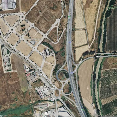 Foto del inmueble Garaje de 26m2 en SALTERAS, SEVILLA