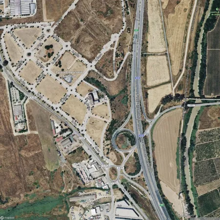 Foto del inmueble Garaje de 26m2 en SALTERAS, SEVILLA