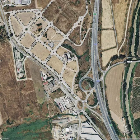 Foto del inmueble Garaje de 26m2 en SALTERAS, SEVILLA