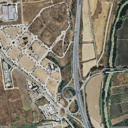 Foto del inmueble Garaje de 26m2 en SALTERAS, SEVILLA