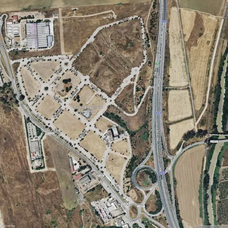 Foto del inmueble Garaje de 26m2 en SALTERAS, SEVILLA