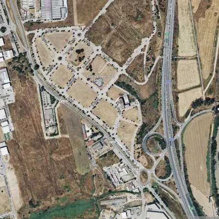 Foto del inmueble Garaje de 14m2 en SALTERAS, SEVILLA