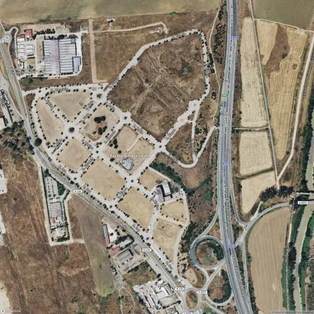 Foto del inmueble Garaje de 24m2 en SALTERAS, SEVILLA