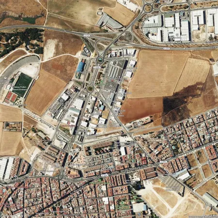 Foto del inmueble Nave industrial de 557m2 en PUENTE GENIL, CÓRDOBA